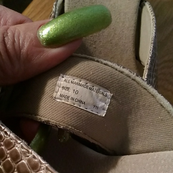 Volatile sandals - Picture 6 of 8